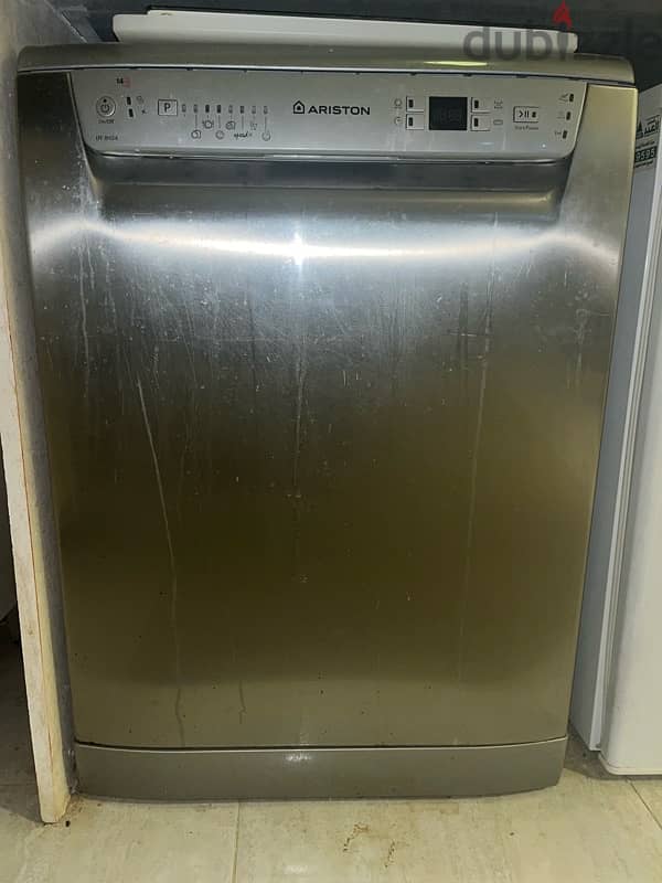 Ariston Dishwasher 1