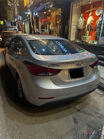 Hyundai Elantra 2015