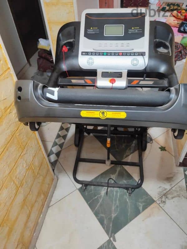 Treadmill Phantom Ac 650 like new 3