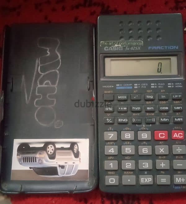 آلة حاسبة كاسيو علميه بحالة ممتازة fx-82sx casio 2