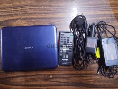 SONY DVP-FX720 Portable DVD player 7 inches