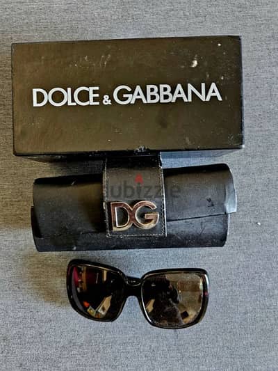 DOLCE AND GABANNA sunglasses