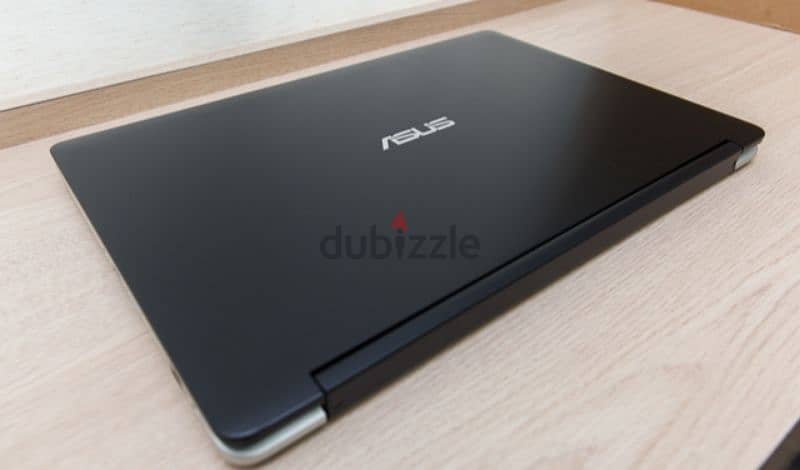 لابتوب بشاشه تاتش ASUS زيرو بالكرتونه هارد 256 SSD ورامات 6 جيجا 2