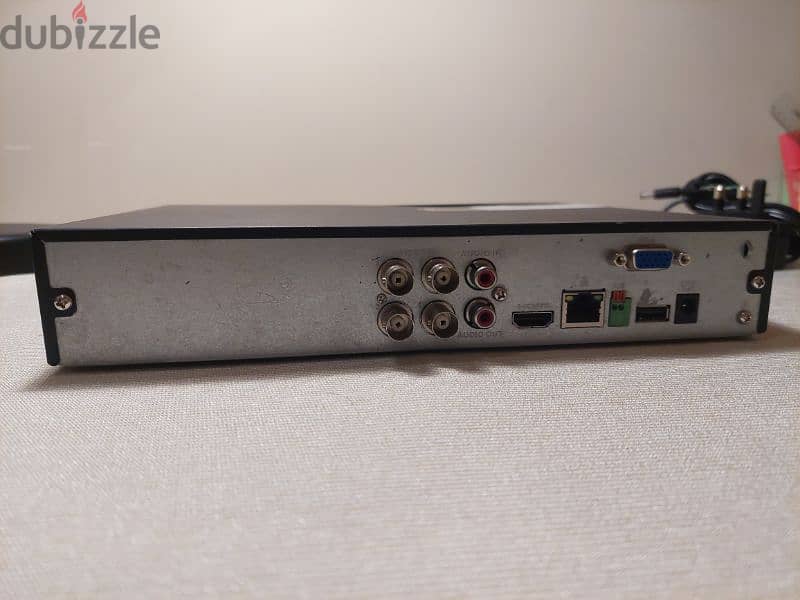 Dahua DVR, 4 Port, 5 Mega, 1Tera Hard 1