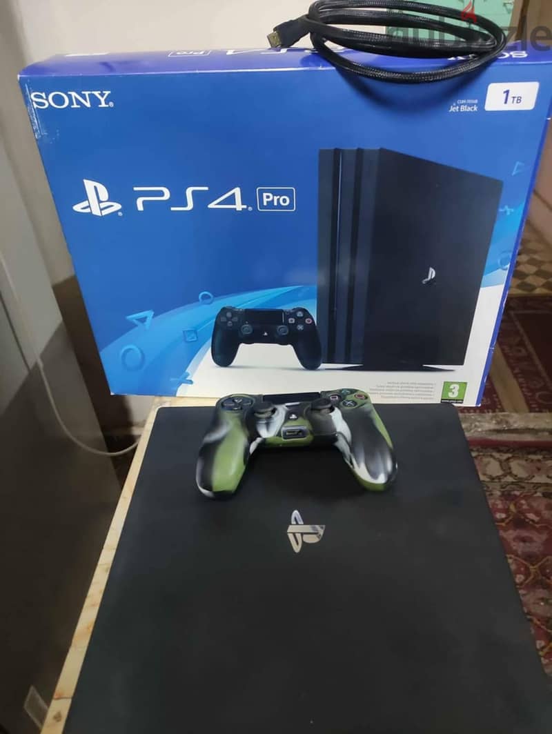 للبيع جهاز PS4 برو 0