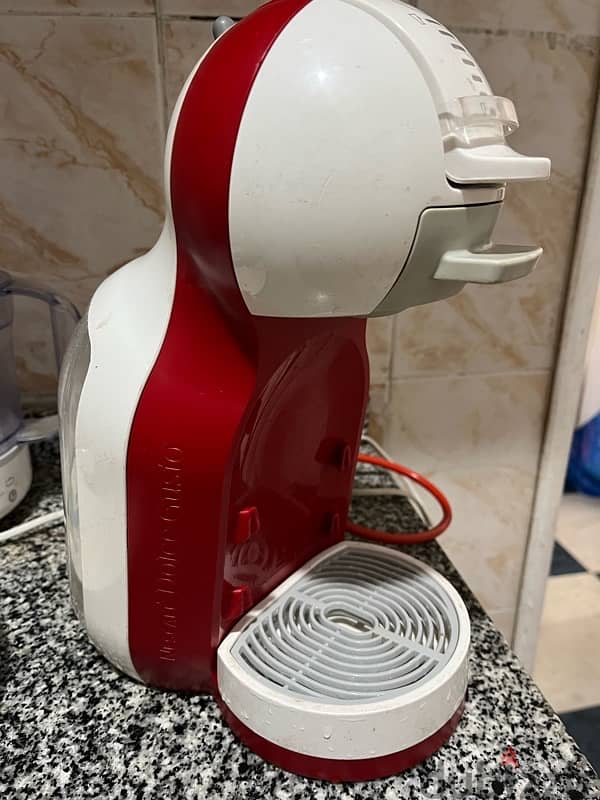 used dolce gusto coffee machine 0