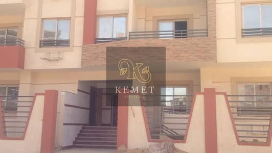 160 sqm apartment, second floor, immediate receipt, in Andalusia, distinctive location, second number, from Mohamed Naguib, 90 minutes, share in the l