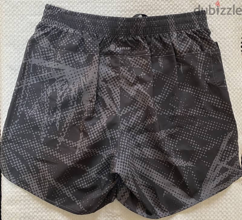 adidas Running palm print short  شورت اديداس اوريجينال للجري وللتدريب 1