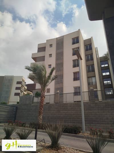 Luxury apartment for sale in Palm Hills New Cairo