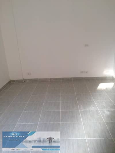 Apartment for rent in Al Rehab City 2, next to Avenue Mall, 99 meters, second floor