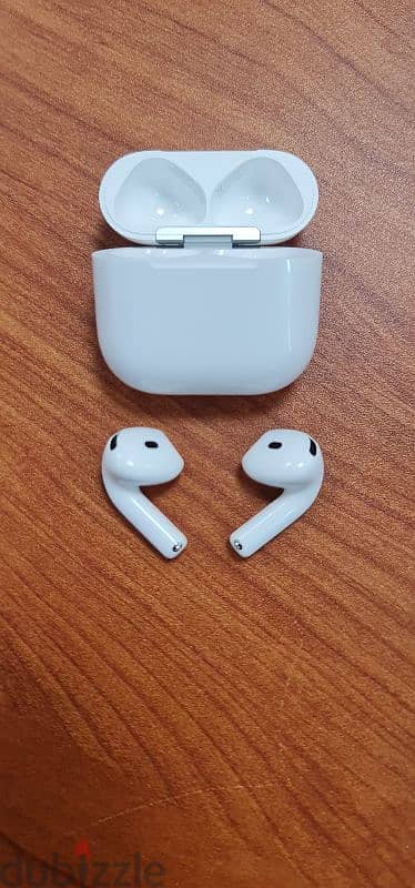 Airpods 4 with noise cancellation 4