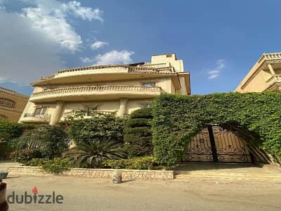 Apartment for sale 320m in Ikhnaton - Hay Khamas