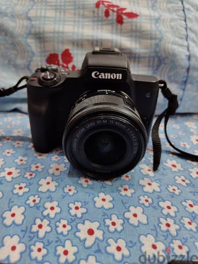 Canon M50