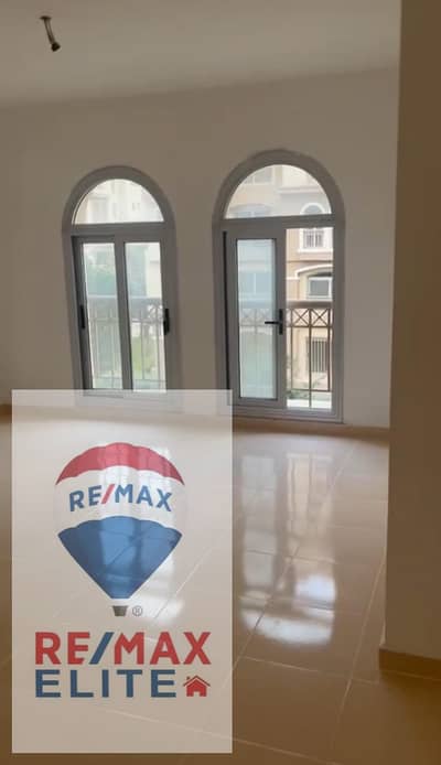 Fully finished apartment for sale in Madinaty on the Cairo-Suez Road before the entrance to Shorouk City and 10 minutes from Heliopolis  . . 211 m