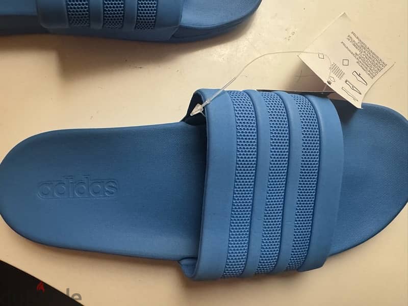 adidas ORIGINAL slippers size 43 1