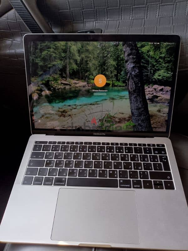 MacBook pro 2017 4