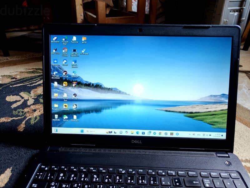 laptob dell latitude 3580 بحاله ممتازه 2