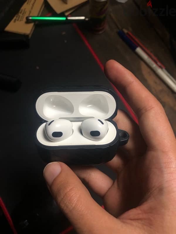 AirPods 3 2