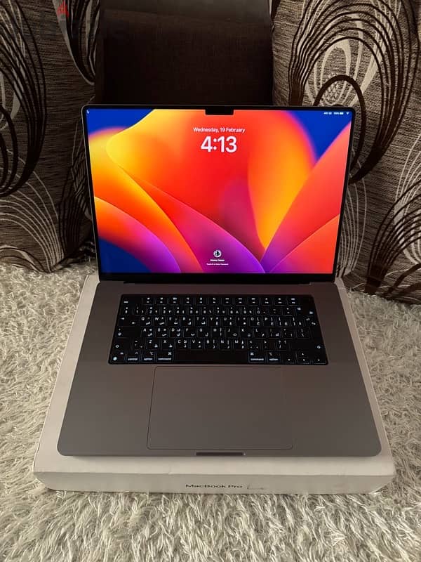 macbook pro m1 16 inch 0