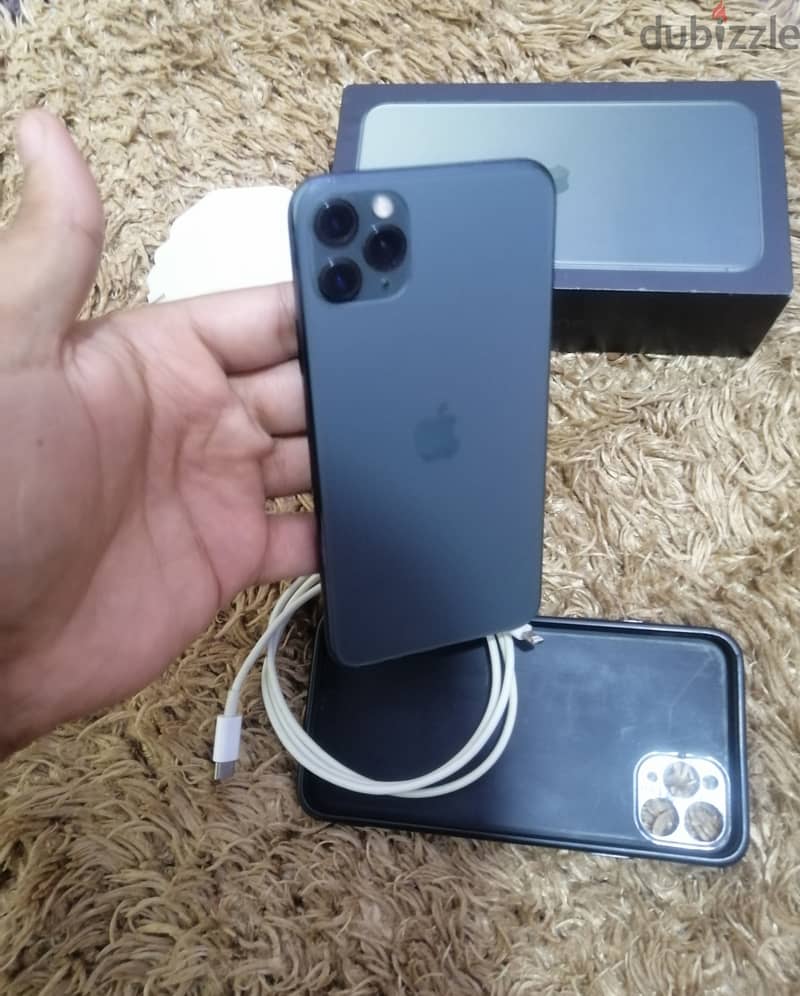 IPhone 11 pro max 2