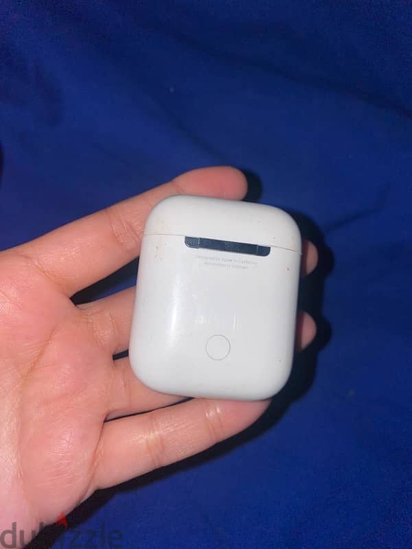 AirPods gen 1 ايربودز  بحاله جديده 4