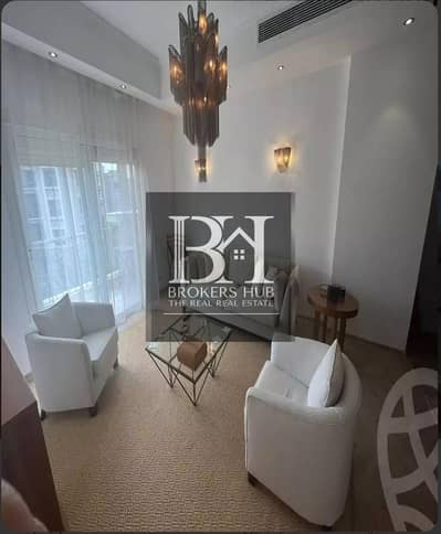 بنتهاوس شقة + رووف على احلى فيو للبيع في قطامية بلازا من سوديك التجمع الخامس Penthouse with roof for sale in Katameya plaza by Sodic New Cairo