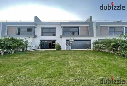 Villa 350m LUXURY for sale in lavista Patio Casa near to Madinaty