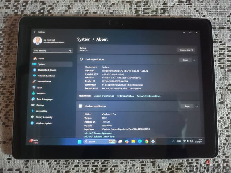 مايكروسوفت سيرفس جو  Microsoft Surface GO  بحالة ممتازة 4