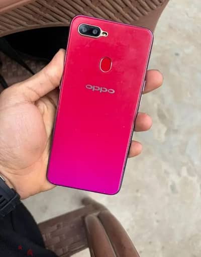 01092358792.    oppo f9