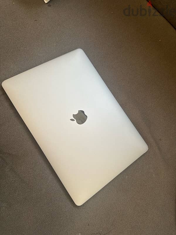 macbook pro 13 -2020 3