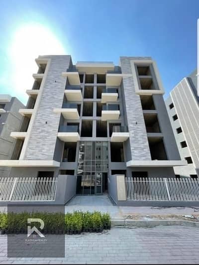 Apartment for sale in installments over 10 years in Sun Capital October, ready to move