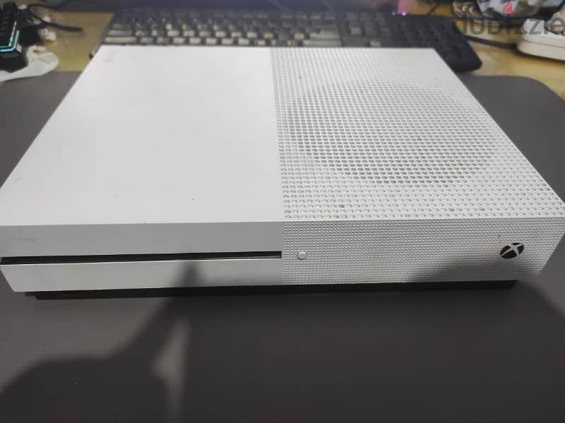 Xbox 1 s 500 GB 1