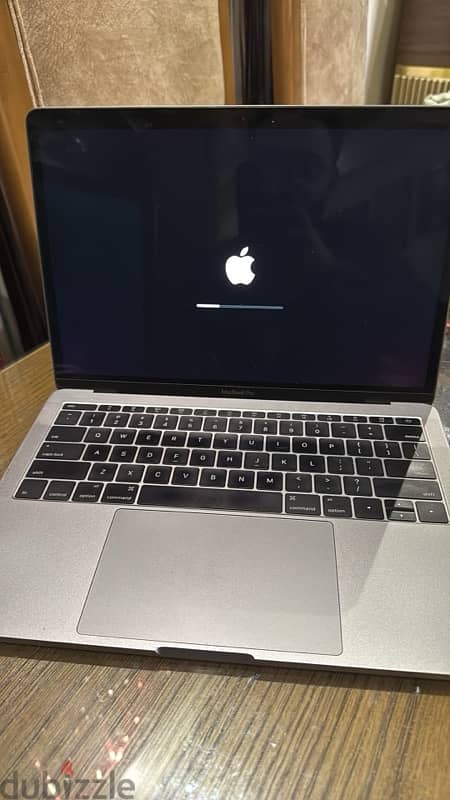 MacBook Pro 13 inch 1