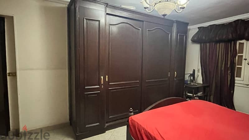 bedroom in a very good condition 3