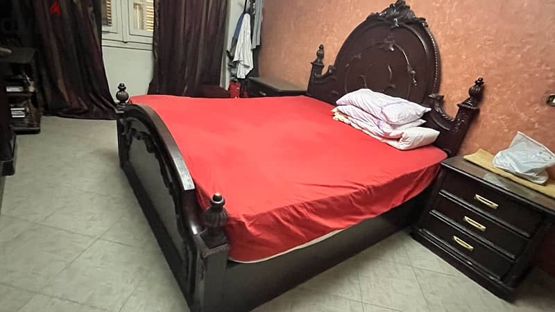 bedroom in a very good condition 4