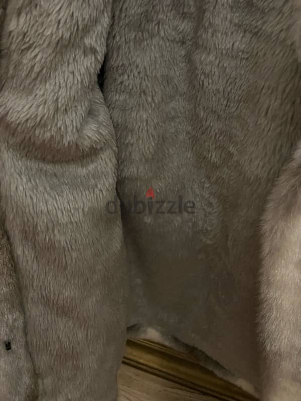 fur coat used once perfect condition 2