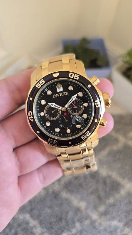 invicta Full Gold 1