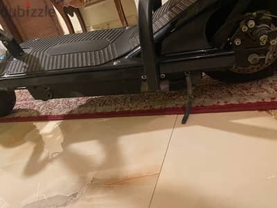 electric scooter with seat  سكوتر كهربائي بمقعد