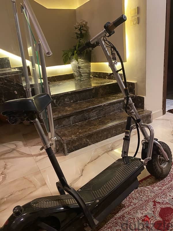 electric scooter with seat  سكوتر كهربائي بمقعد 5