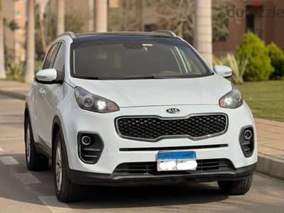 Kia Sportage 2018 فابريكا بالكامل