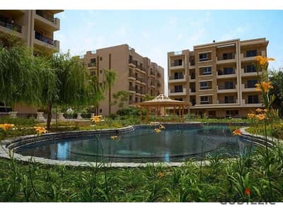 شقة نص تشطيب ريسيل للبيع في تاج سيتي التجمع الاول - على طريق السويس امام مطار القاهرة Taj City New Cairo