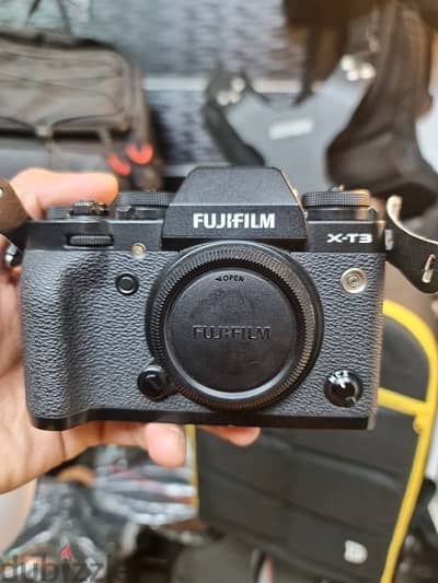 fujifilm xt-3 with lens 18-55 f 2.8 and gimbal