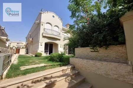 With LA VISTA, own the last twin house with immediate delivery near the entrance to Al Shorouk in the Patio Casa Compound.