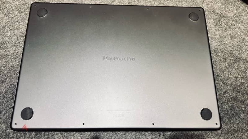 MacBook Pro 16” M3 Pro  512/18 Black Arabic Keyboard Tradline Warranty 5