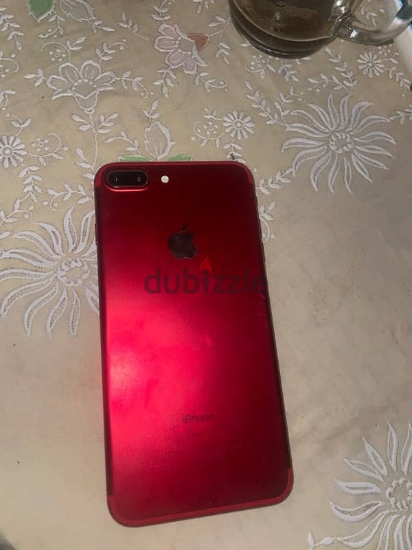 red iphone 7+ good use charge fast 0