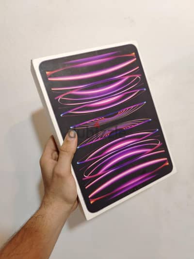 Ipad pro 2023 M2 128gb. 99% بطارية