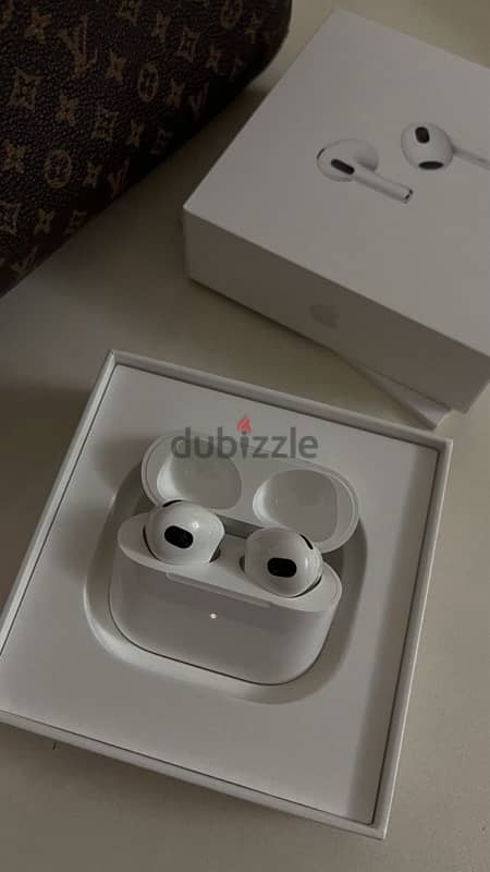 airpods 4 new 2