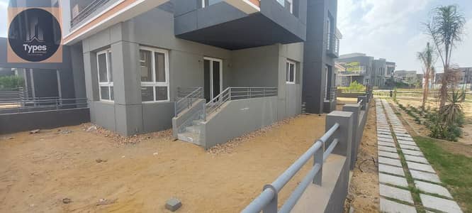 For sale, ground floor apartment with garden, ultra super finishing, immediate delivery