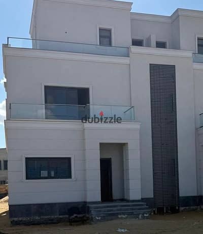 Townhouse for sale at a good discount in el Sheikh Zayed, next to SODIC - Naia El Sheikh Zayed.