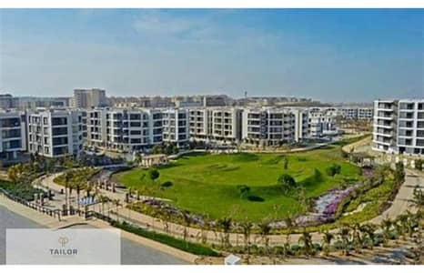 apartment for sale ready to move, in taj city  Suez Road and minutes from the Fifth Settlement